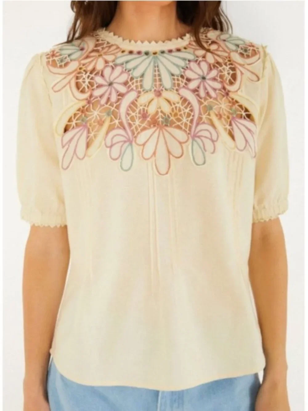 Farm Rio Women's Sz Large Beige Flower Embroidery Short Sleeve Blouse